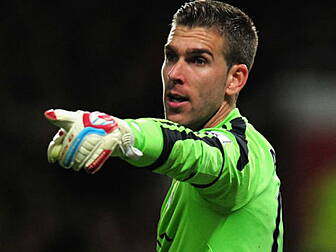 West Ham's keeper scores p...